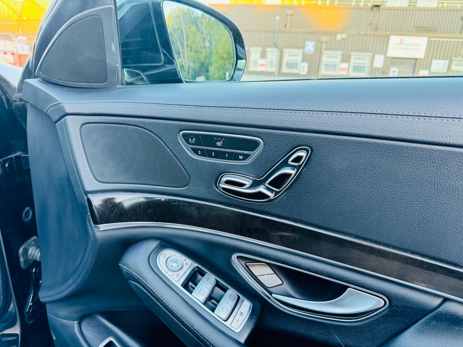 Used Mercedes-Benz S Class 2014 for sale - 76399051: Photo 23