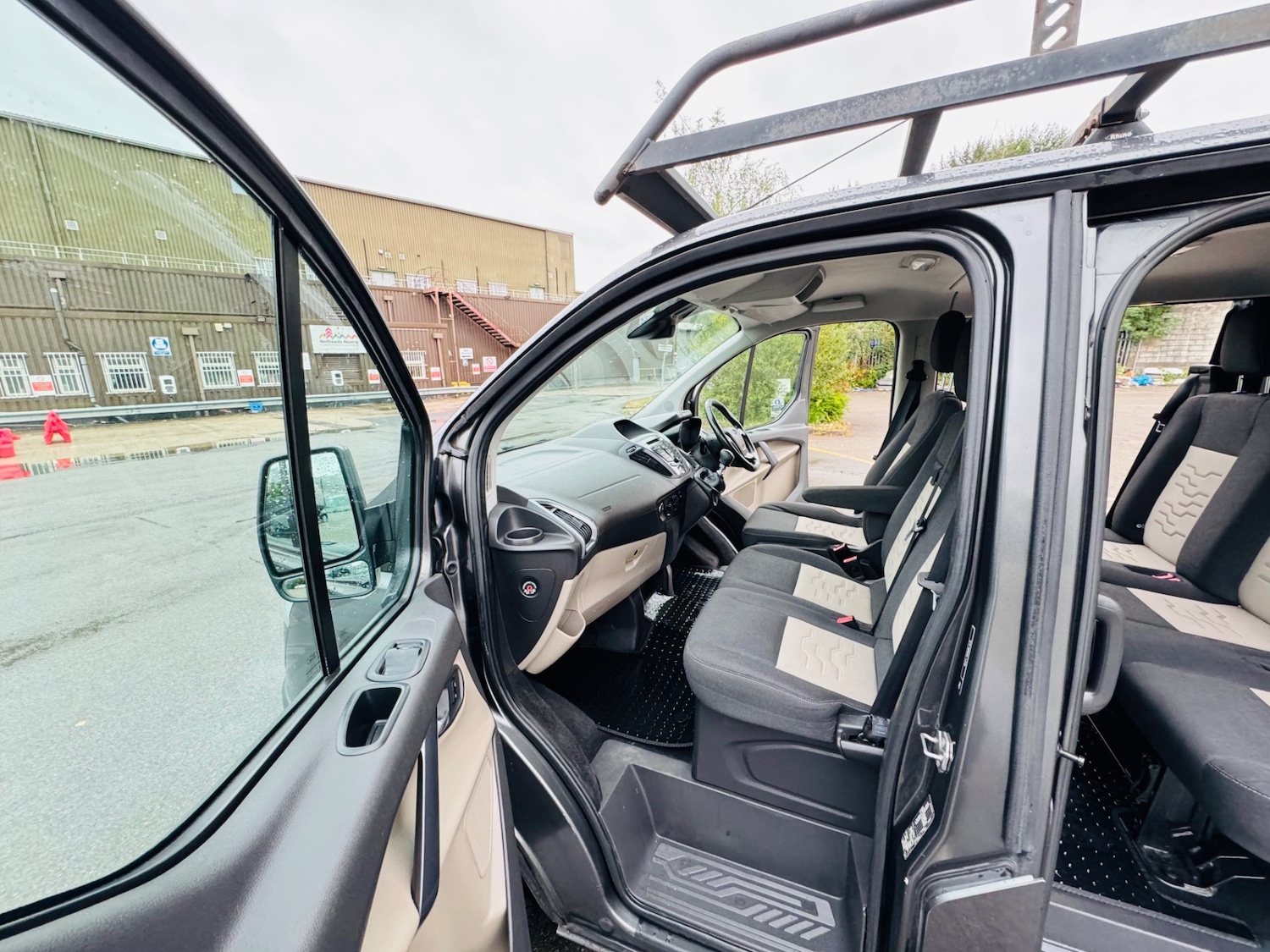 Used Ford Transit Custom 2017 for sale - 76518642: Photo 8