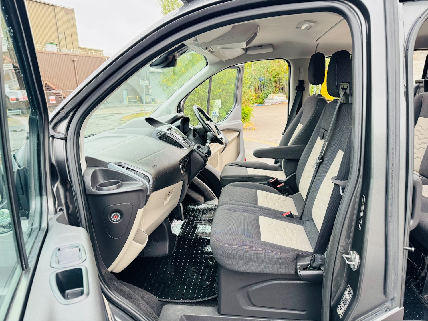 Used Ford Transit Custom 2017 for sale - 76518642: Photo 9