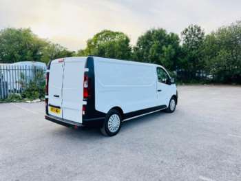 Used Vauxhall Vivaro 2017 for sale - 75026818: Photo