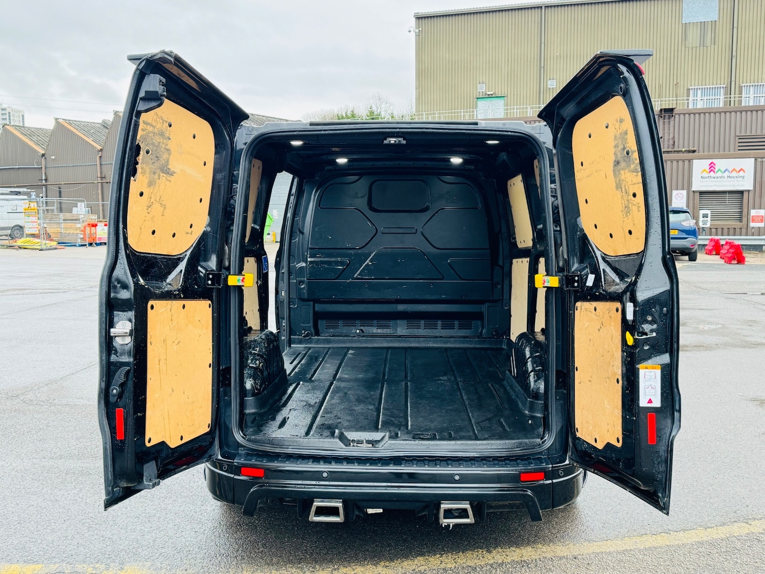 Used Ford Transit Custom 2020 for sale - 77462922: Photo 16