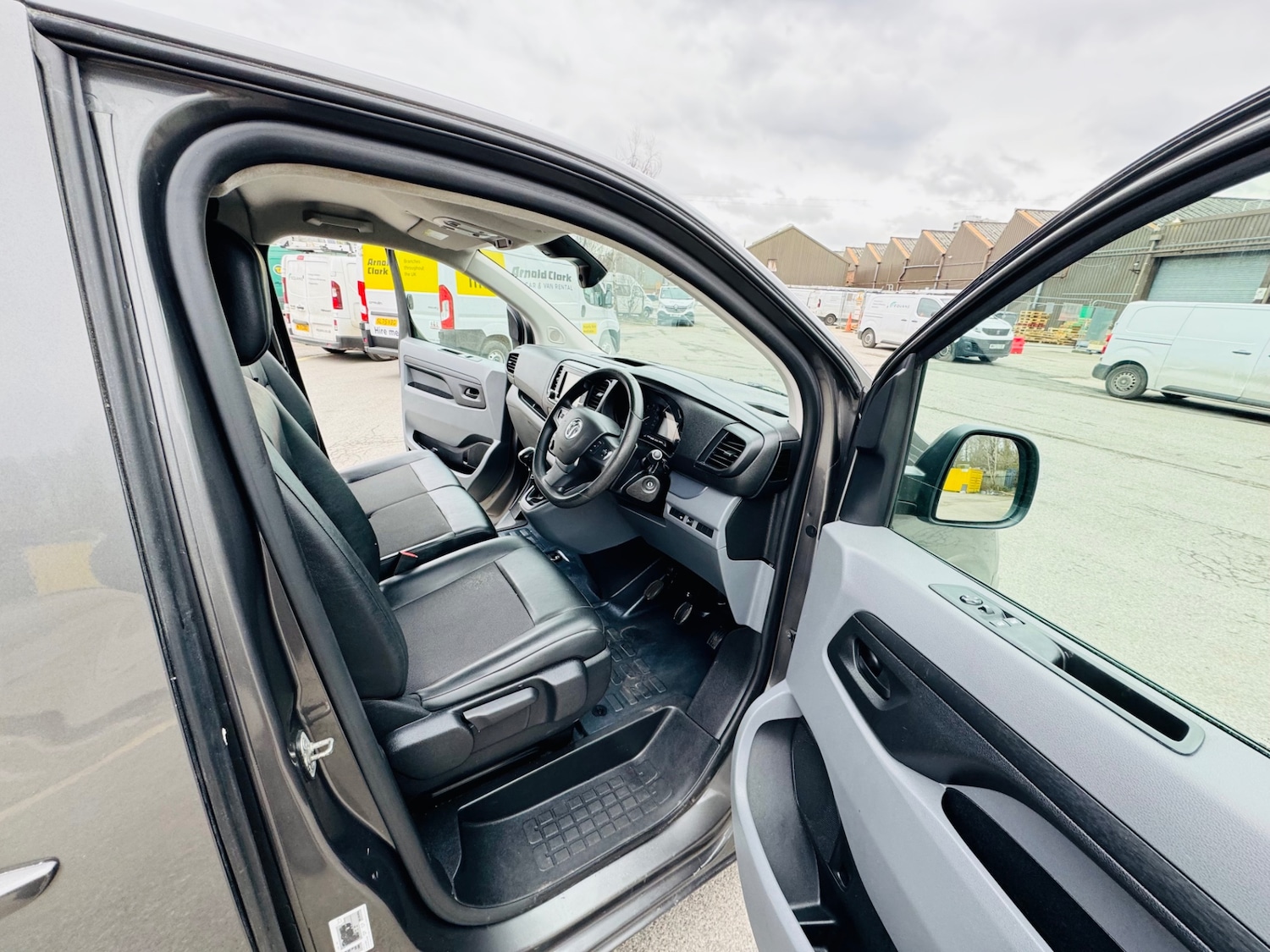 Used Vauxhall Vivaro 2021 for sale - 77792959: Photo 11