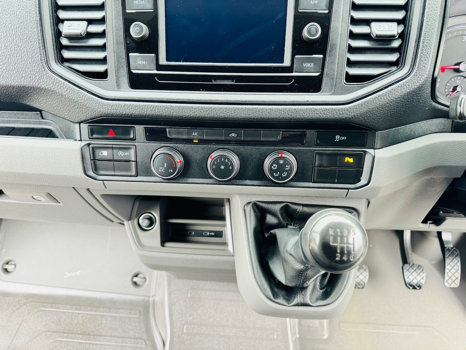 Used Volkswagen Crafter 2023 for sale - 76518659: Photo 15