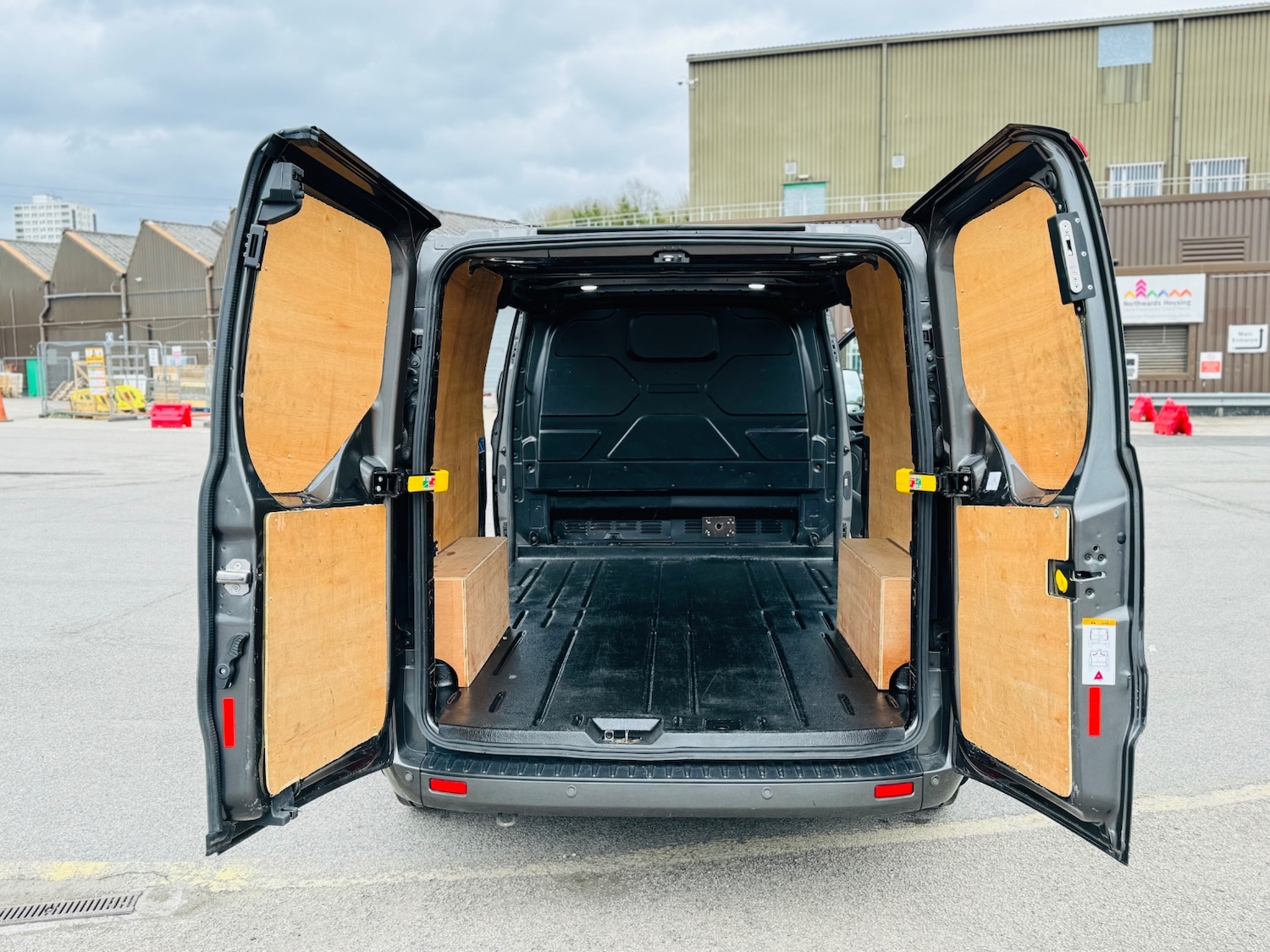 Used Ford Transit Custom 2021 for sale - 78135130: Photo 19