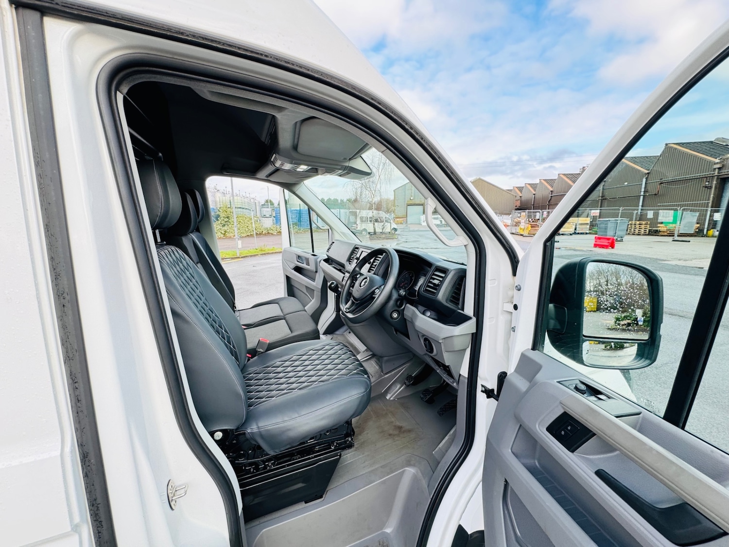 Used Volkswagen Crafter 2021 for sale - 77703359: Photo 11