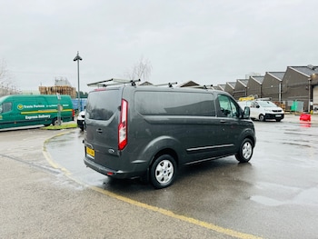 Used Ford Transit Custom 2017 for sale - 77681536: Photo