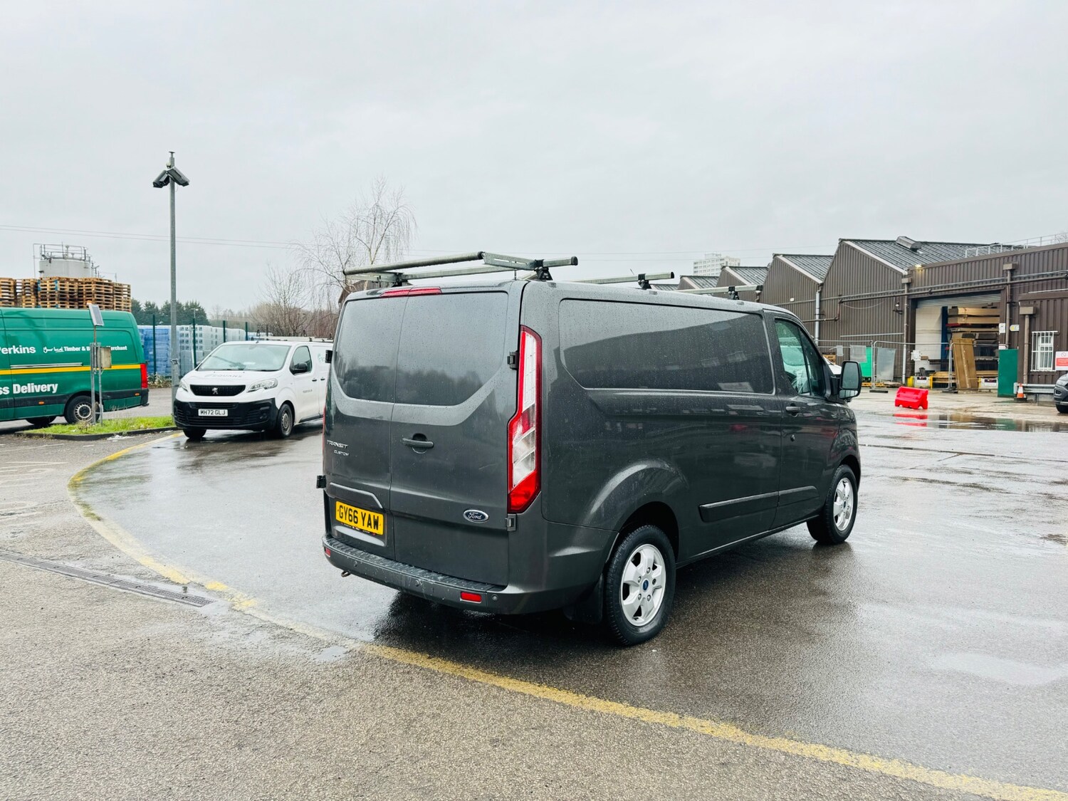 Used Ford Transit Custom 2017 for sale - 77681536: Photo 4