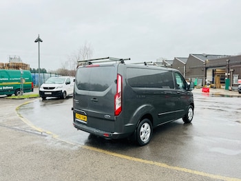 Used Ford Transit Custom 2017 for sale - 77681536: Photo