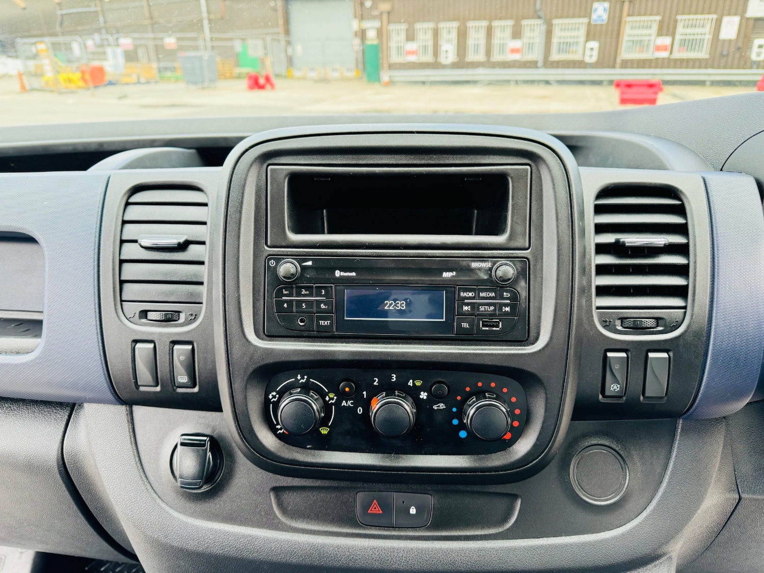 Used Vauxhall Vivaro 2018 for sale - 78212248: Photo 18