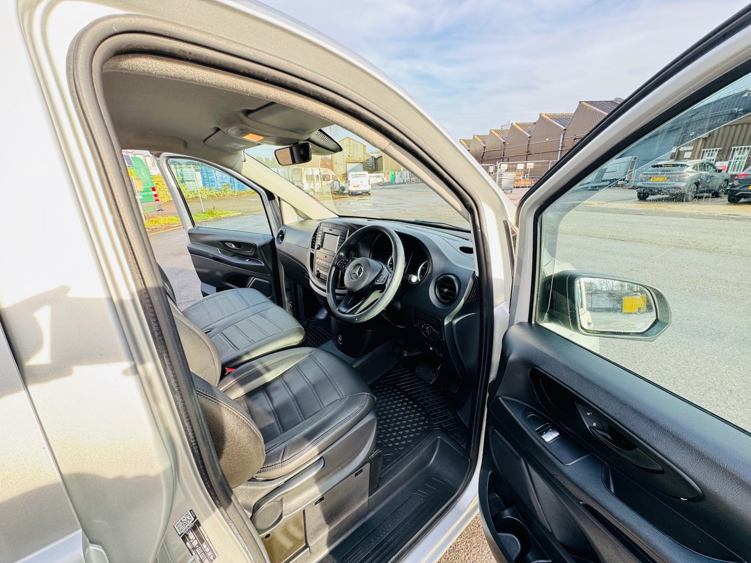 Used Mercedes-Benz Vito 2018 for sale - 77198582: Photo 11