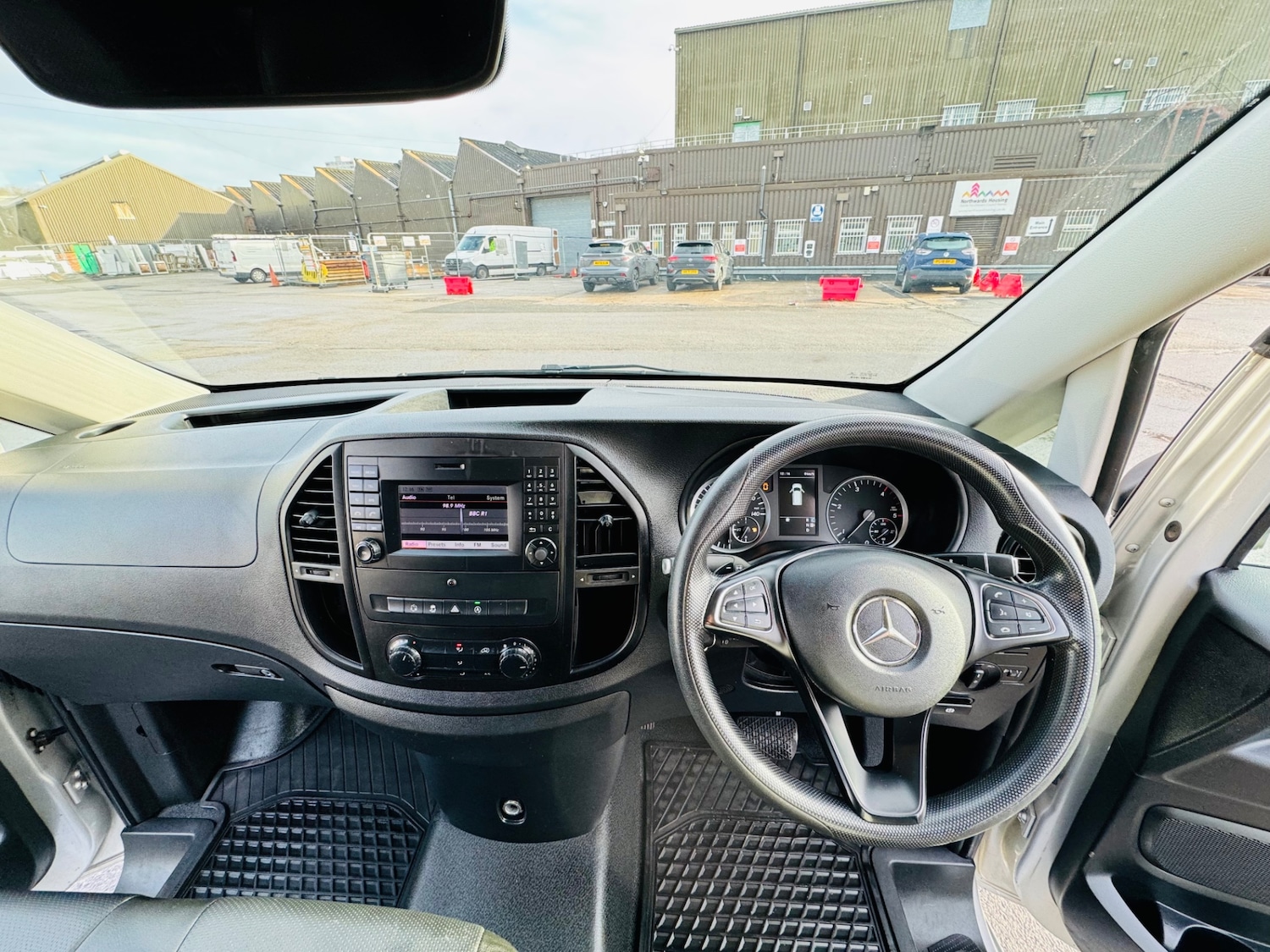 Used Mercedes-Benz Vito 2018 for sale - 77198582: Photo 14