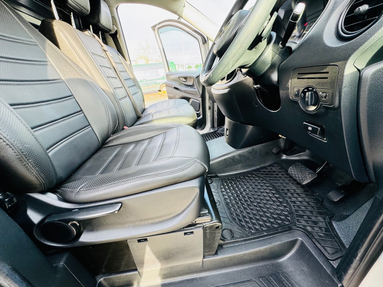 Used Mercedes-Benz Vito 2018 for sale - 77198582: Photo 17