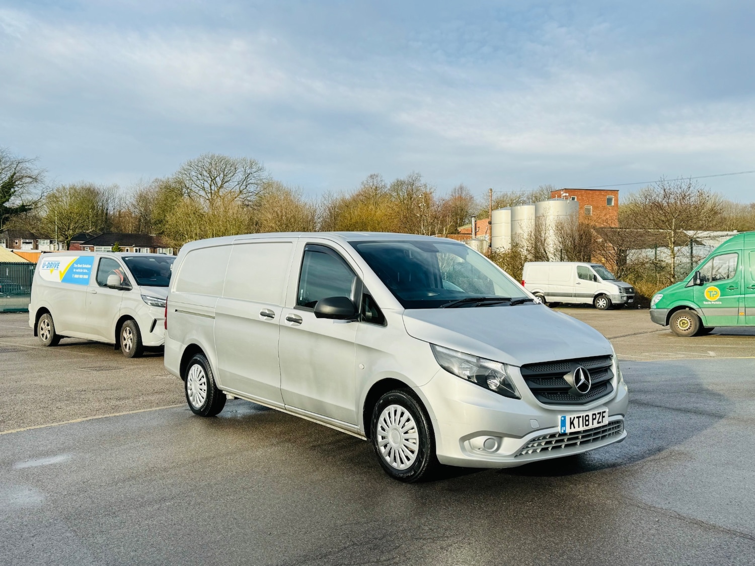 Used Mercedes-Benz Vito 2018 for sale - 77198582: Photo 2