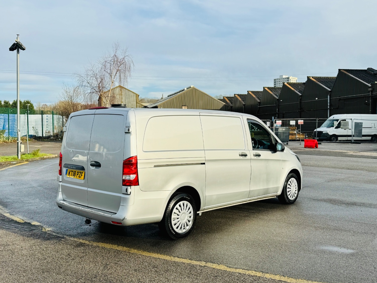 Used Mercedes-Benz Vito 2018 for sale - 77198582: Photo 3