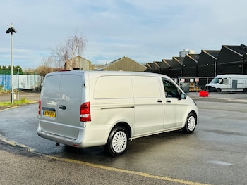 Used Mercedes-Benz Vito 2018 for sale - 77198582: Photo