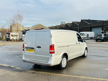 Used Mercedes-Benz Vito 2018 for sale - 77198582: Photo
