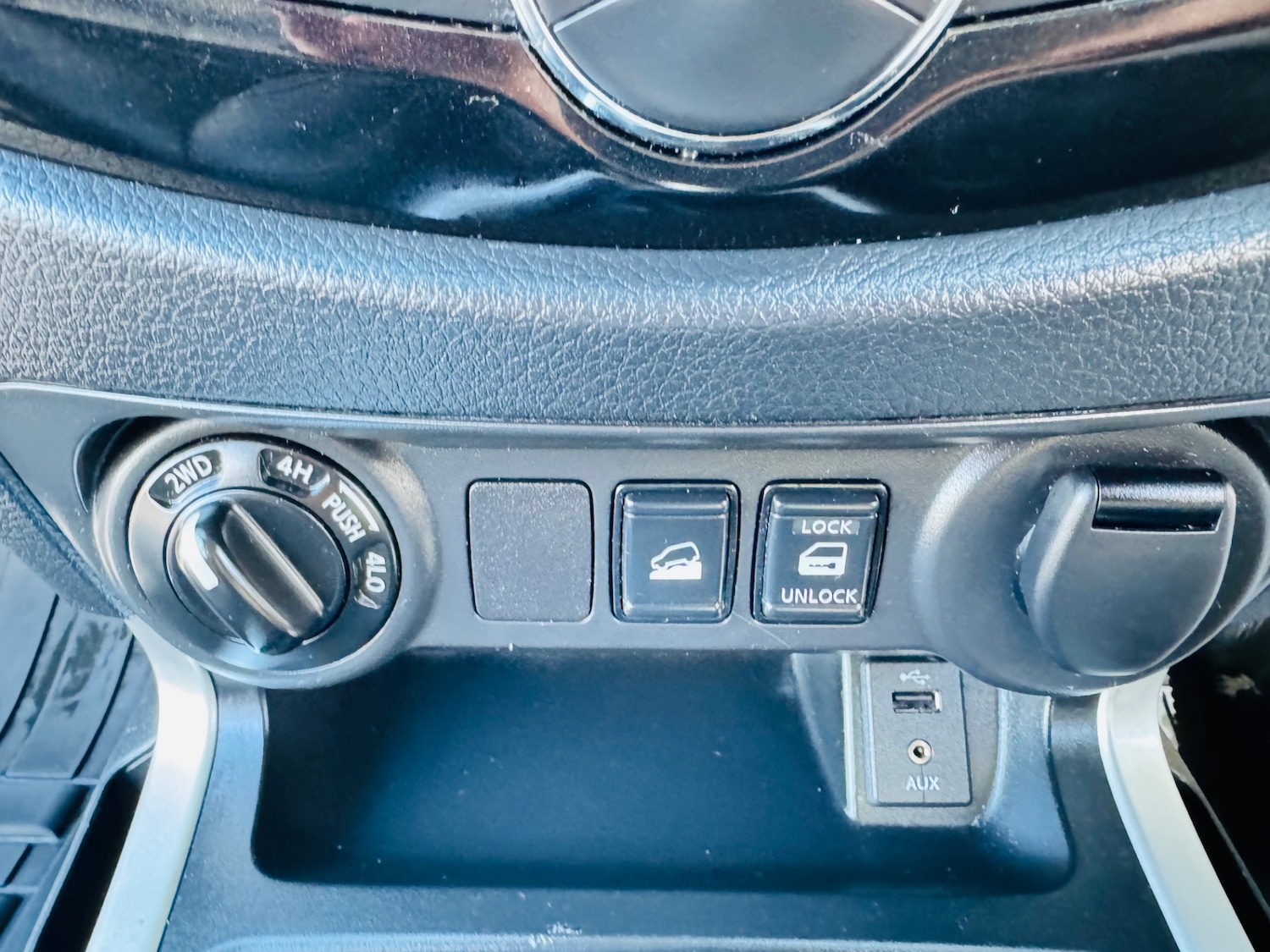 Used Nissan Navara 2018 for sale - 78069617: Photo 24