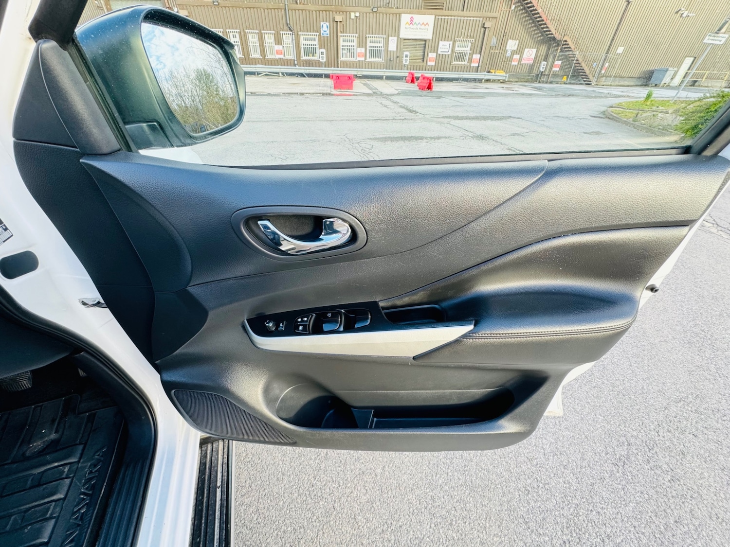 Used Nissan Navara 2018 for sale - 78069617: Photo 26