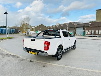 Used Nissan Navara 2018 for sale - 78069617: Photo