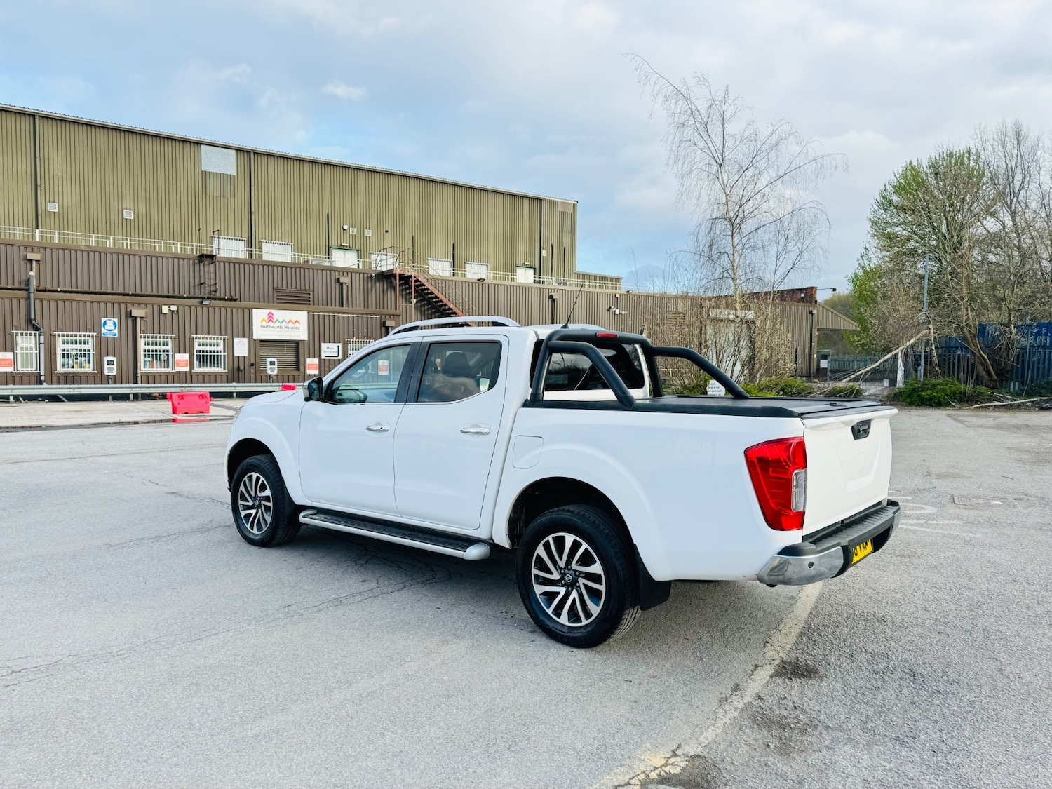 Used Nissan Navara 2018 for sale - 78069617: Photo 6
