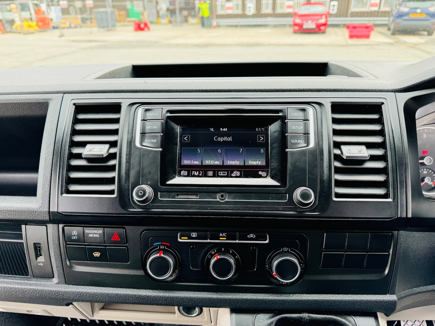 Used Volkswagen Transporter 2016 for sale - 78201339: Photo 19