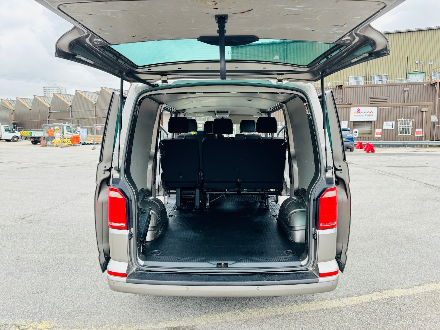 Used Volkswagen Transporter 2016 for sale - 78201339: Photo 21