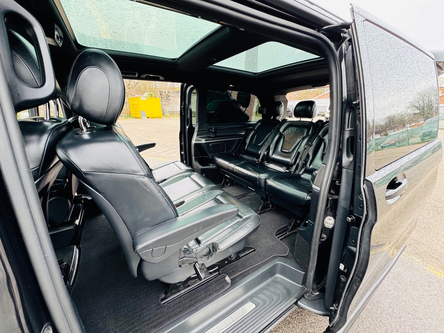 Used Mercedes-Benz V-Class 2017 for sale - 77896039: Photo 10