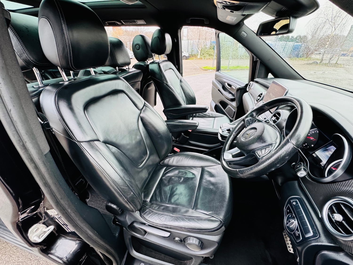 Used Mercedes-Benz V-Class 2017 for sale - 77896039: Photo 18