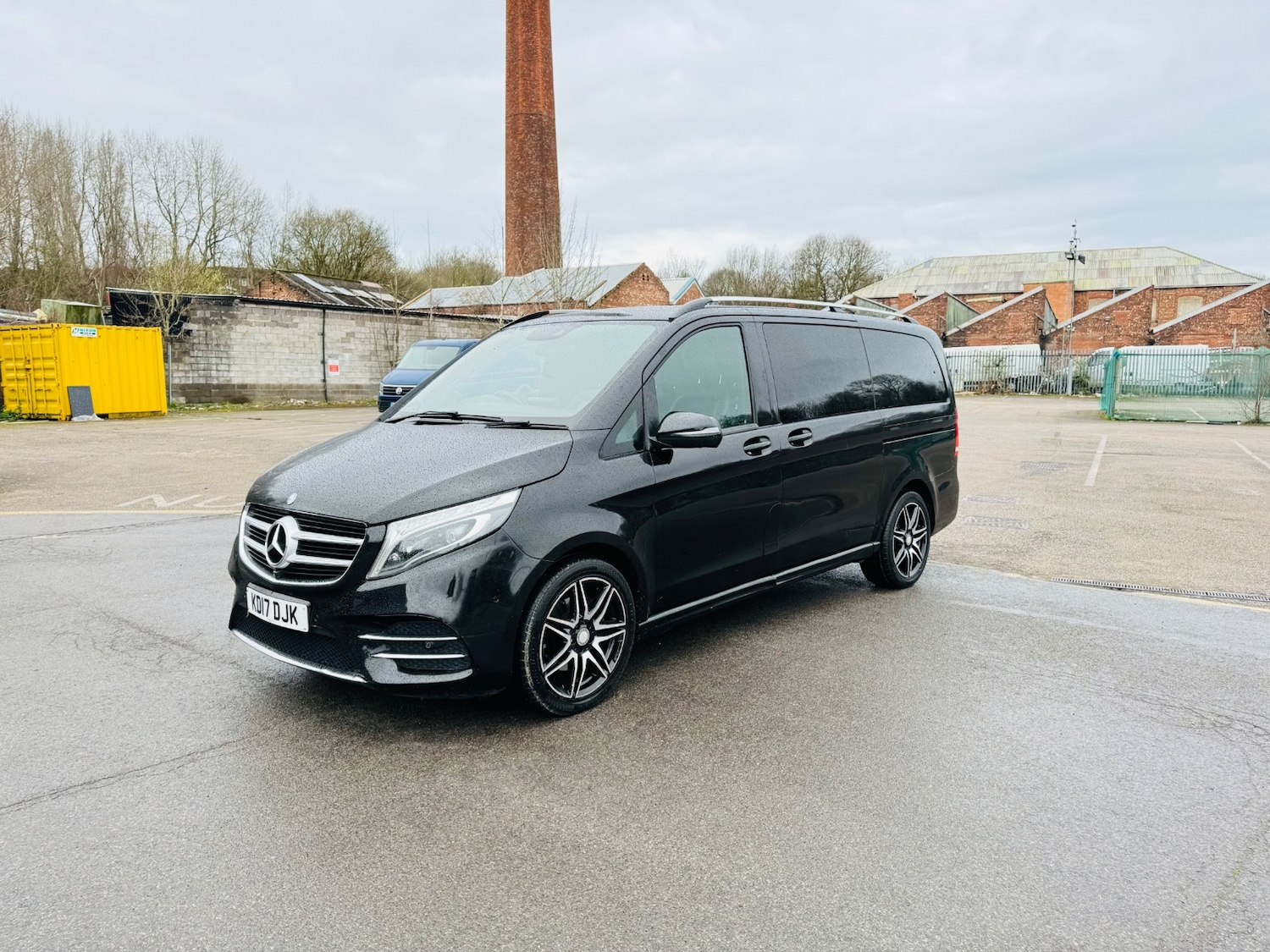 Used Mercedes-Benz V-Class 2017 for sale - 77896039: Photo 6