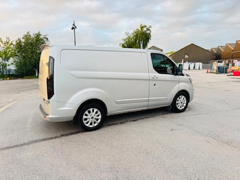 Used Ford Transit Custom 2019 for sale - 79255115: Photo
