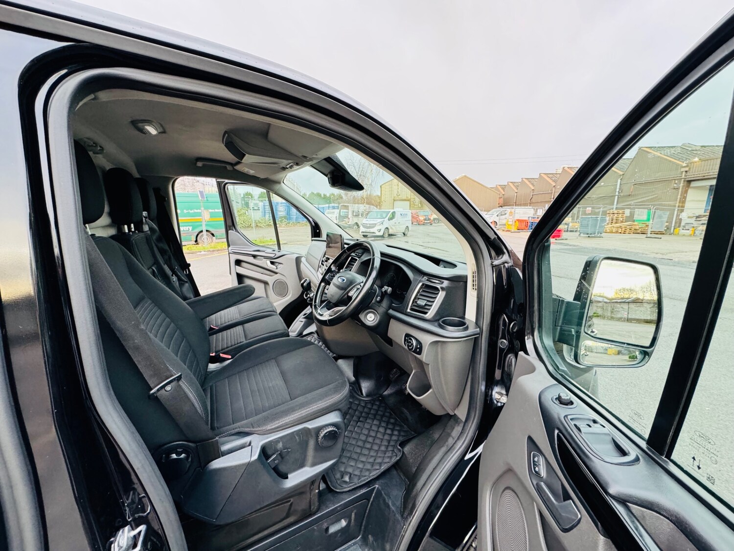 Used Ford Transit Custom 2020 for sale - 77354327: Photo 11