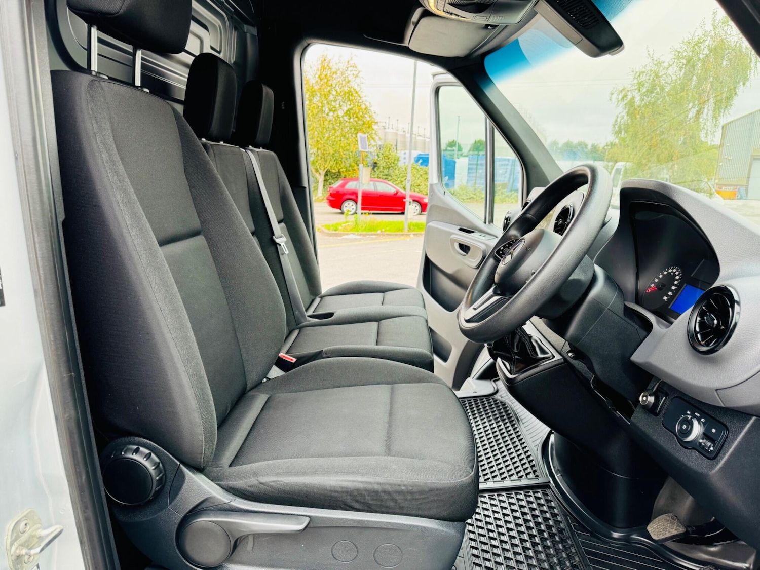 Used Mercedes-Benz Sprinter 2020 for sale - 76425534: Photo 12