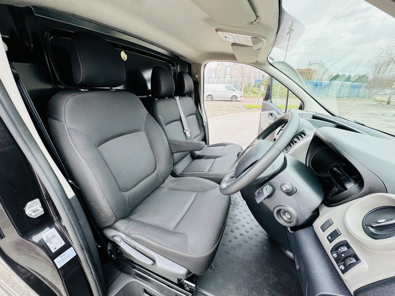 Used Renault Trafic 2018 for sale - 77703184: Photo 13