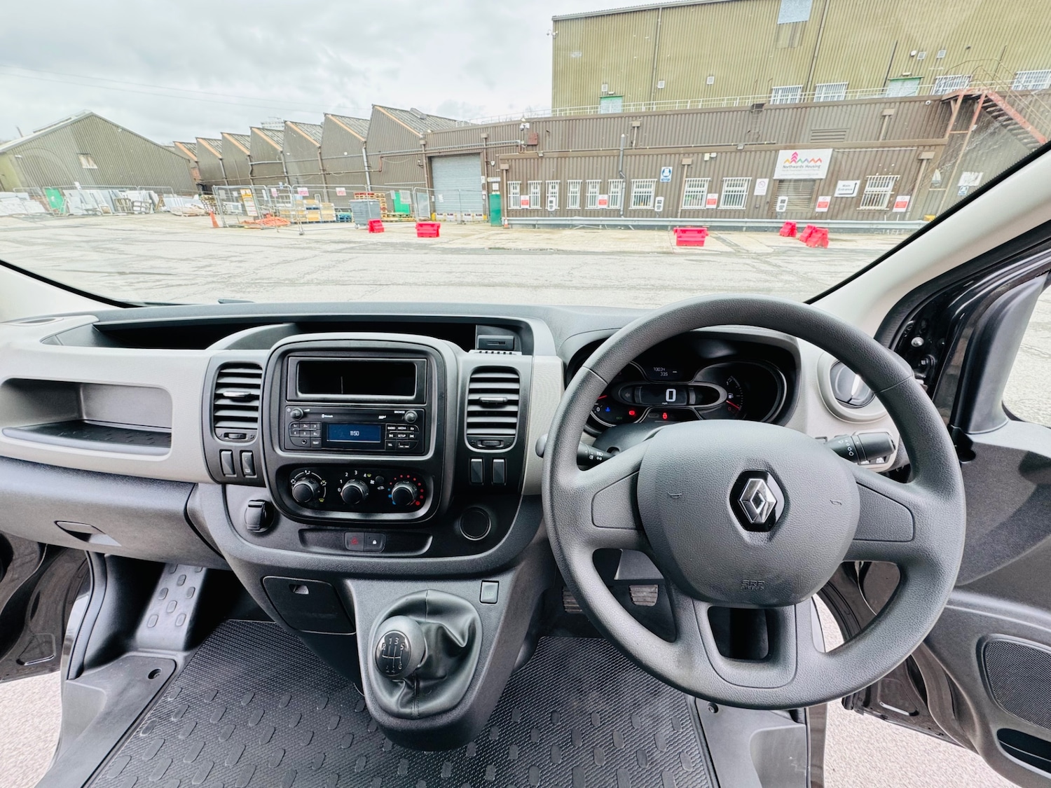 Used Renault Trafic 2018 for sale - 77703184: Photo 14