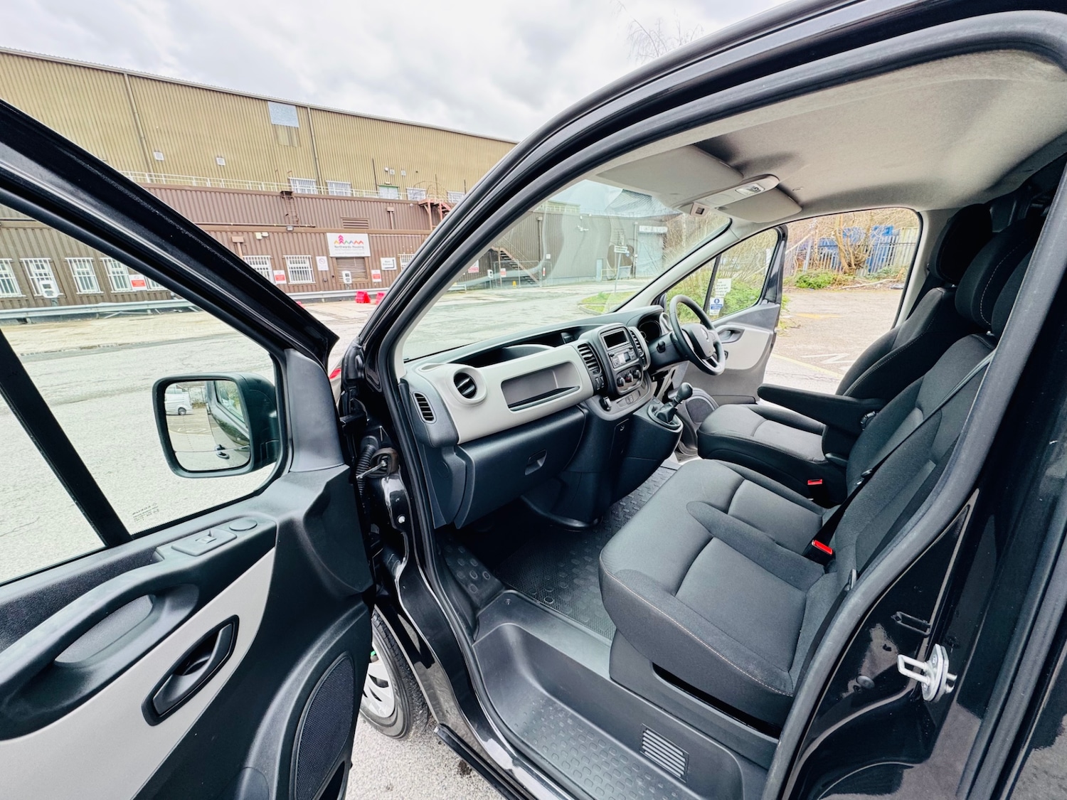 Used Renault Trafic 2018 for sale - 77703184: Photo 8