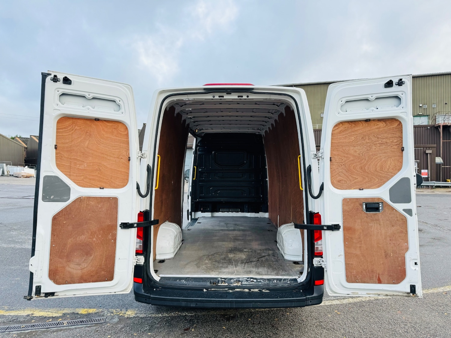 Used Volkswagen Crafter 2020 for sale - 77128464: Photo 8