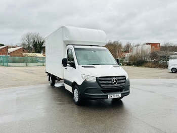Mercedes-Benz Sprinter feature image