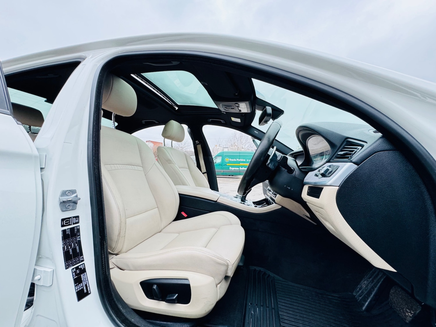 Used BMW 5 Series 2013 for sale - 77607404: Photo 15