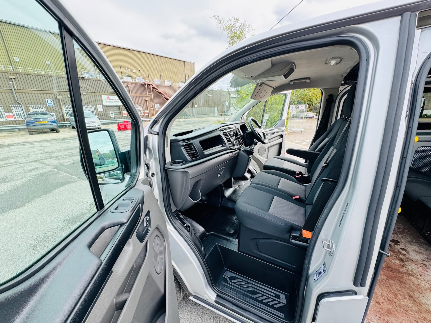 Used Ford Transit Custom 2019 for sale - 76293431: Photo 8