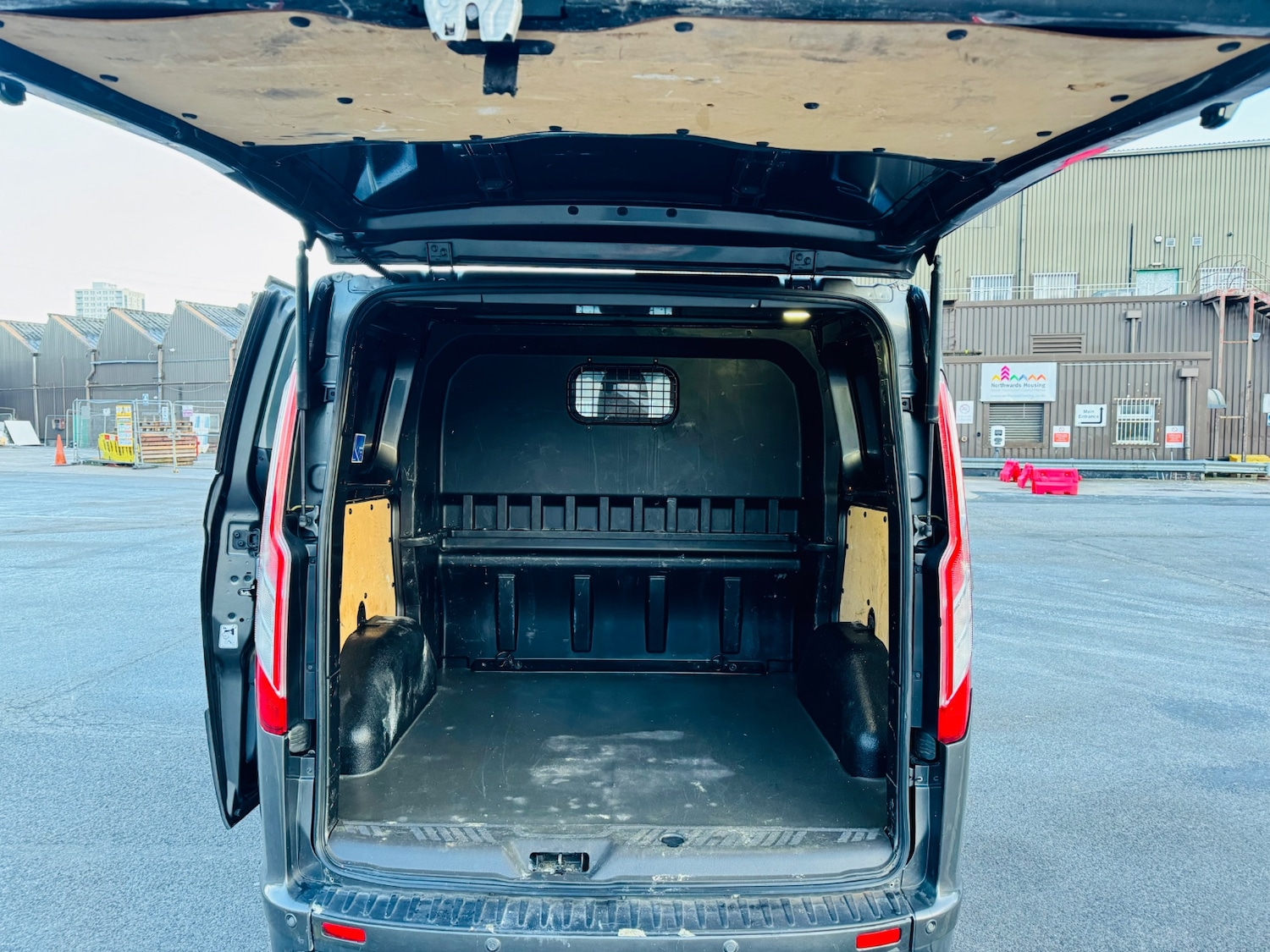 Used Ford Transit Custom 2016 for sale - 77160886: Photo 26