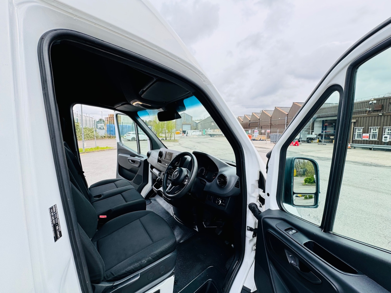 Used Mercedes-Benz Sprinter 2018 for sale - 78201433: Photo 11