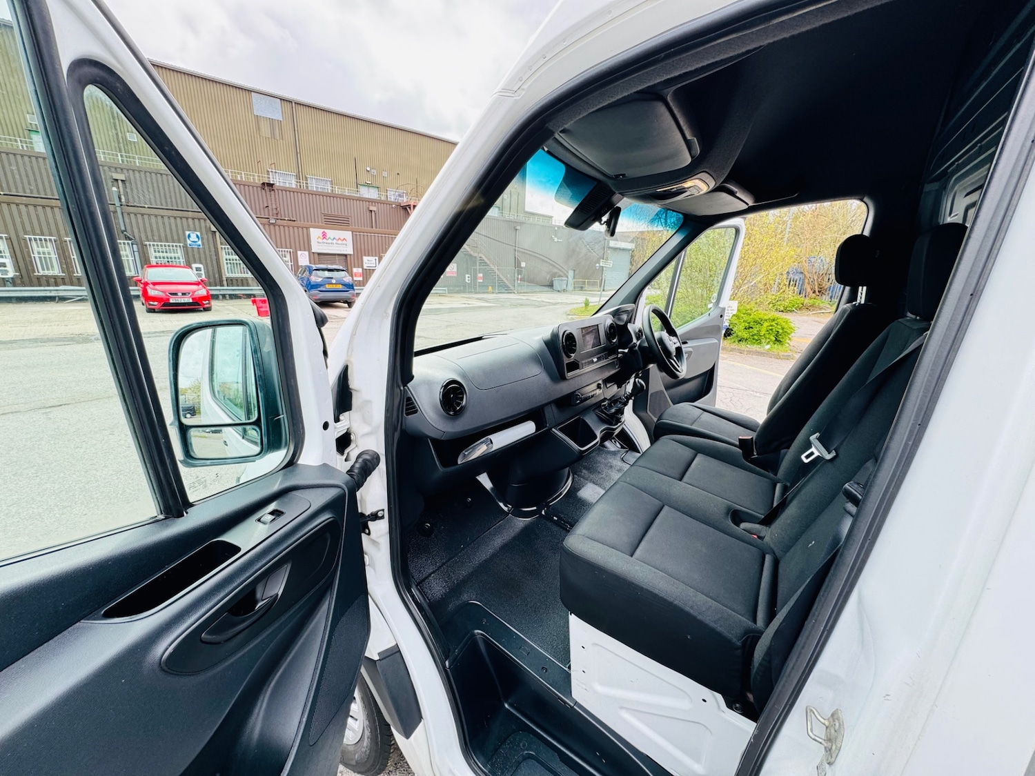 Used Mercedes-Benz Sprinter 2018 for sale - 78201433: Photo 8