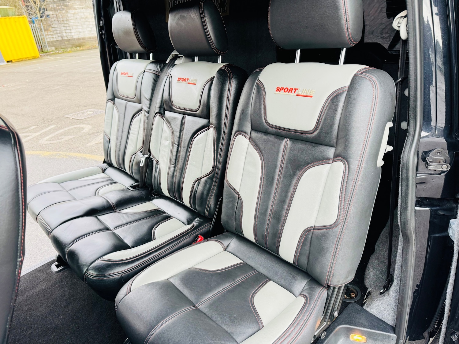 Used Volkswagen Transporter 2012 for sale - 77462907: Photo 12