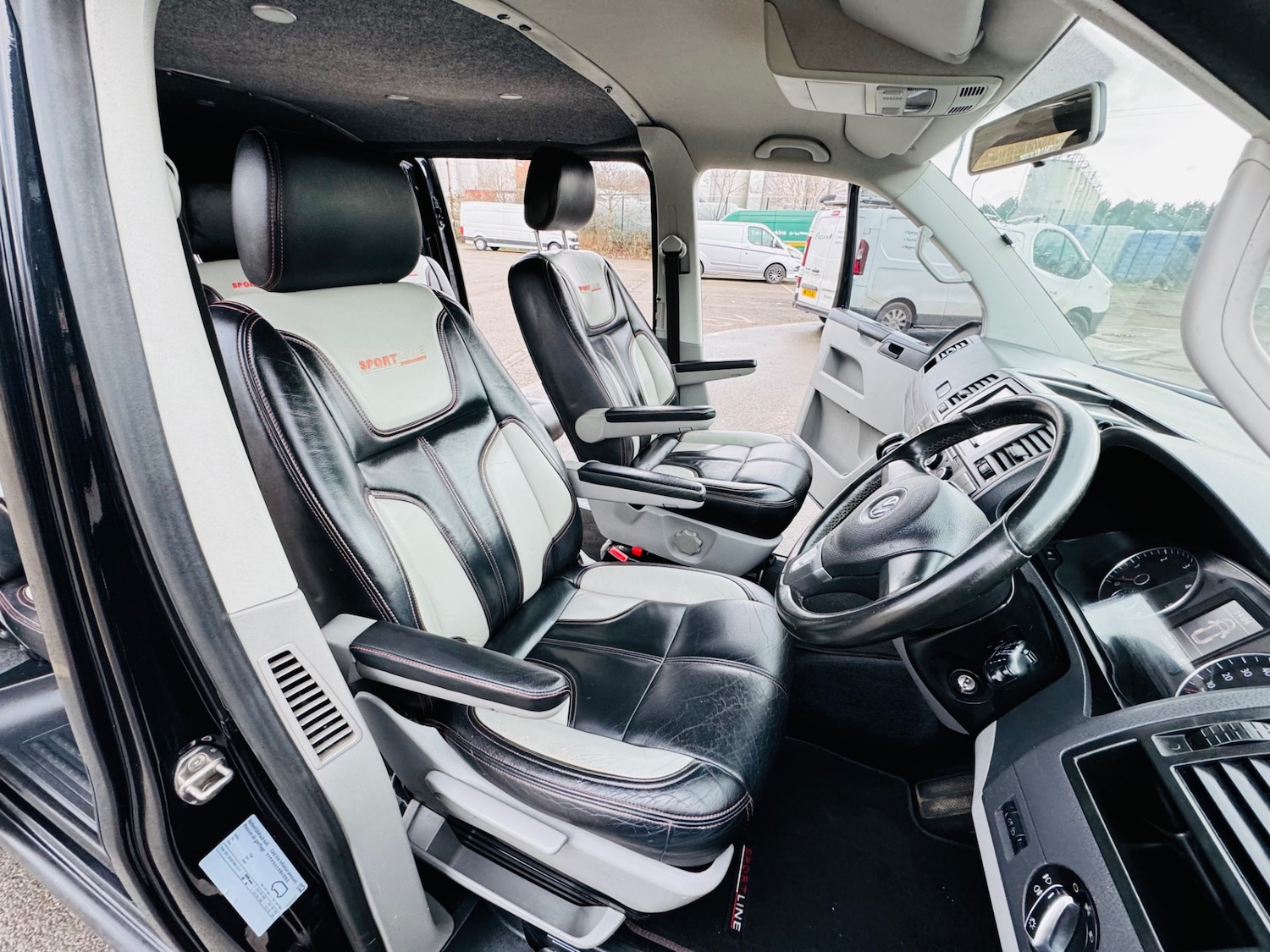 Used Volkswagen Transporter 2012 for sale - 77462907: Photo 17