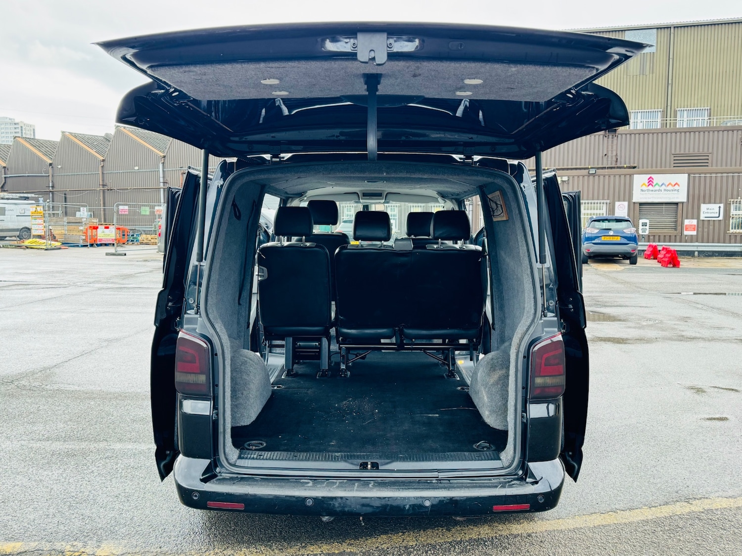 Used Volkswagen Transporter 2012 for sale - 77462907: Photo 20