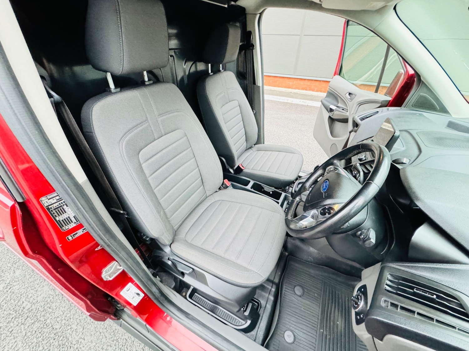 Used Ford Transit Connect 2019 for sale - 78135149: Photo 13