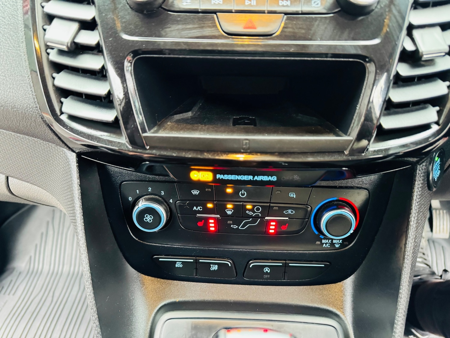 Used Ford Transit Connect 2019 for sale - 78135149: Photo 16