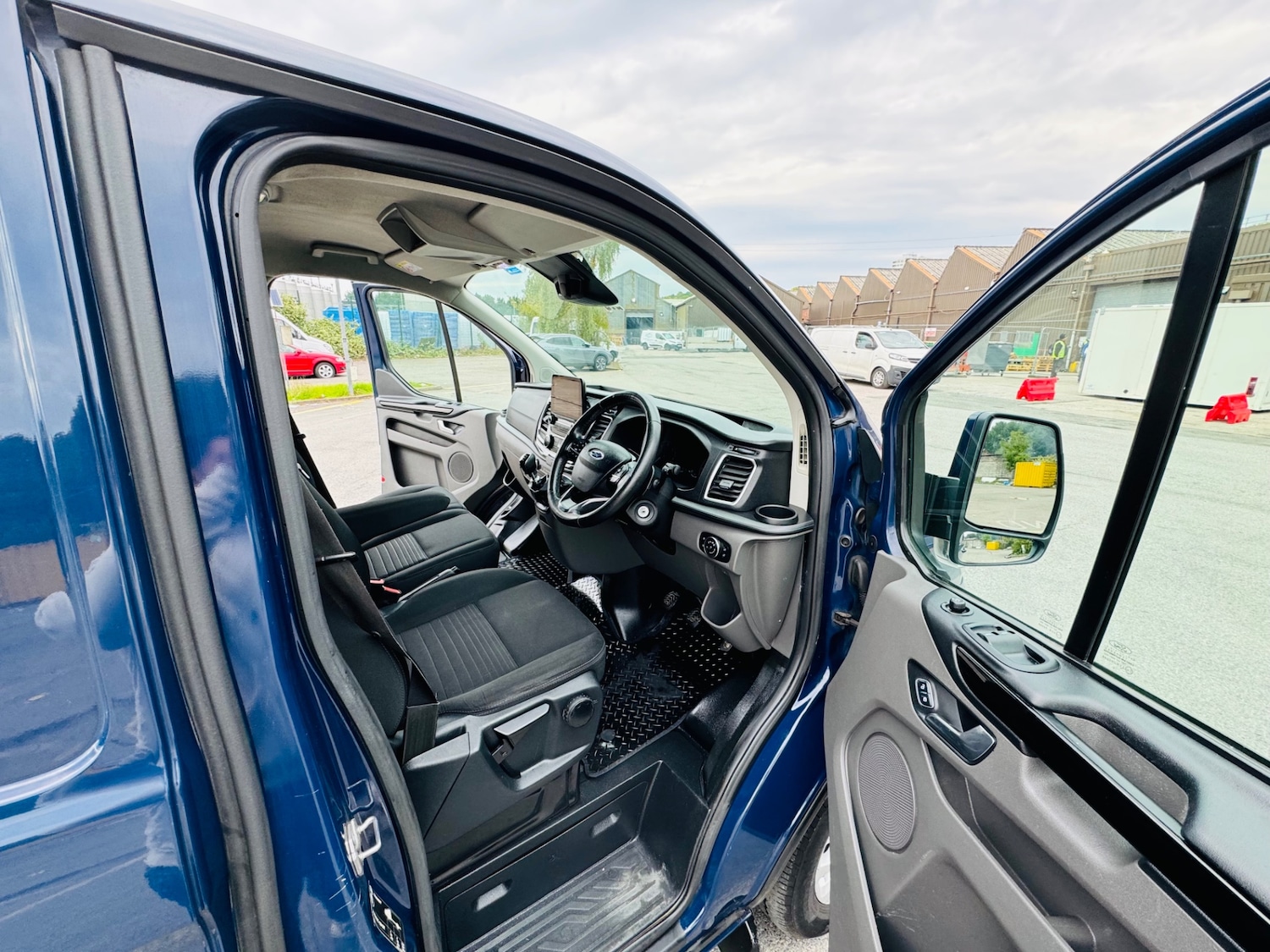 Used Ford Transit Custom 2019 for sale - 76149208: Photo 11