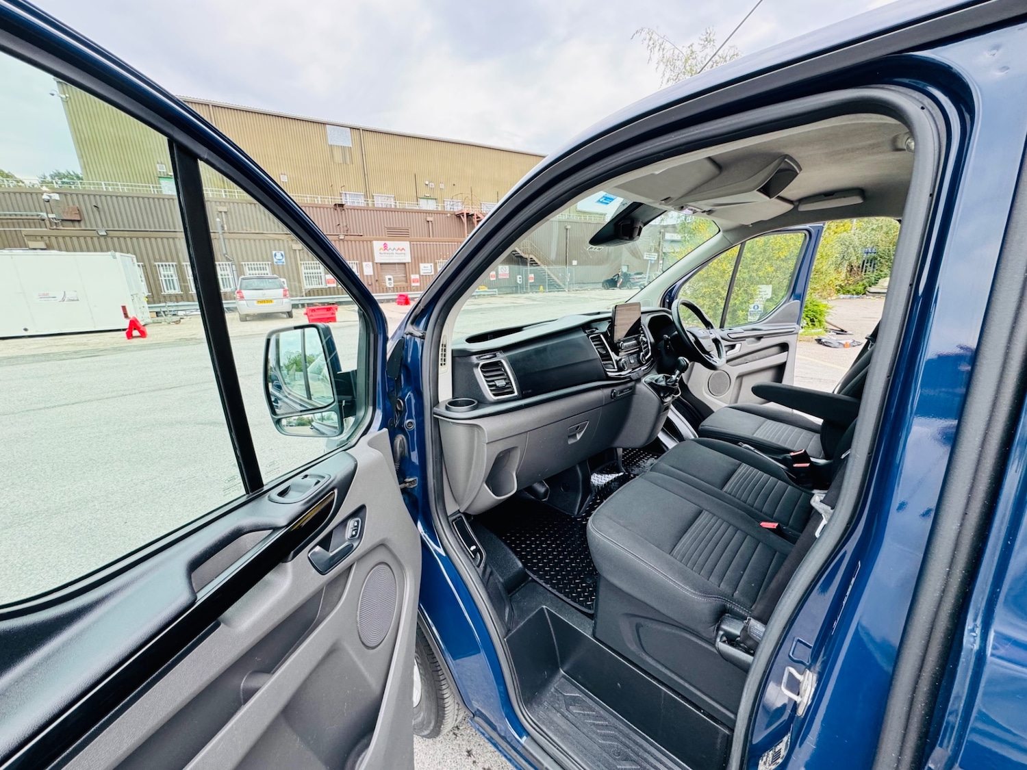Used Ford Transit Custom 2019 for sale - 76149208: Photo 8