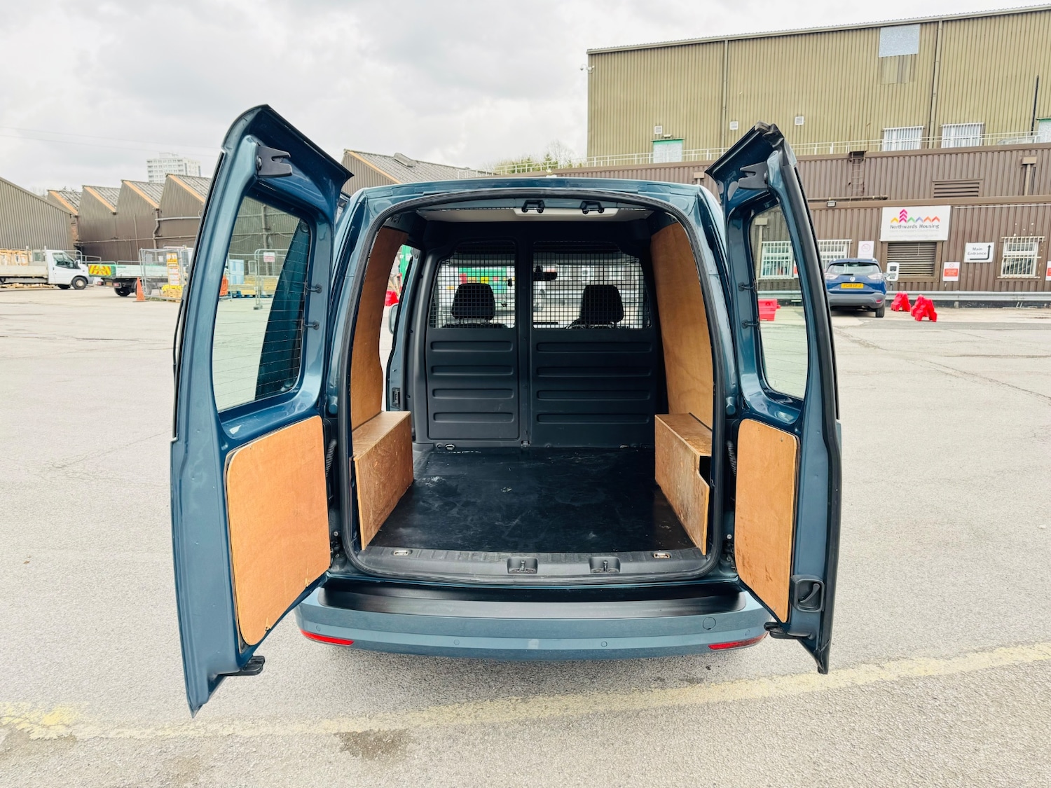 Used Volkswagen Caddy 2017 for sale - 78201203: Photo 18